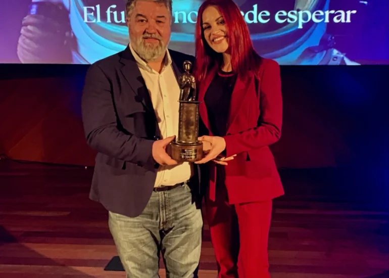 CLARA CAMPOAMOR 2025 - SARA GARCIA